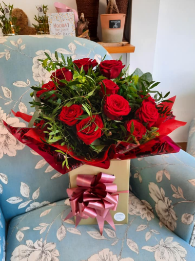 For My Sweetheart - 12 luxury red roses and fabulous foliage are all you need to make a grand romantic gesture to your sweetheart.